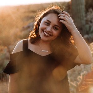 Meet your Posher, Emma